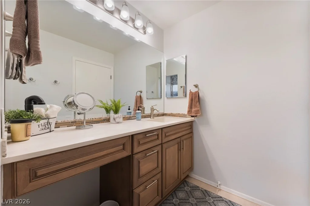 2709 Copper Mesa, Las Vegas, NV 89134