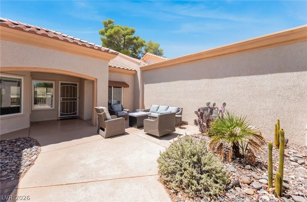2709 Copper Mesa, Las Vegas, NV 89134