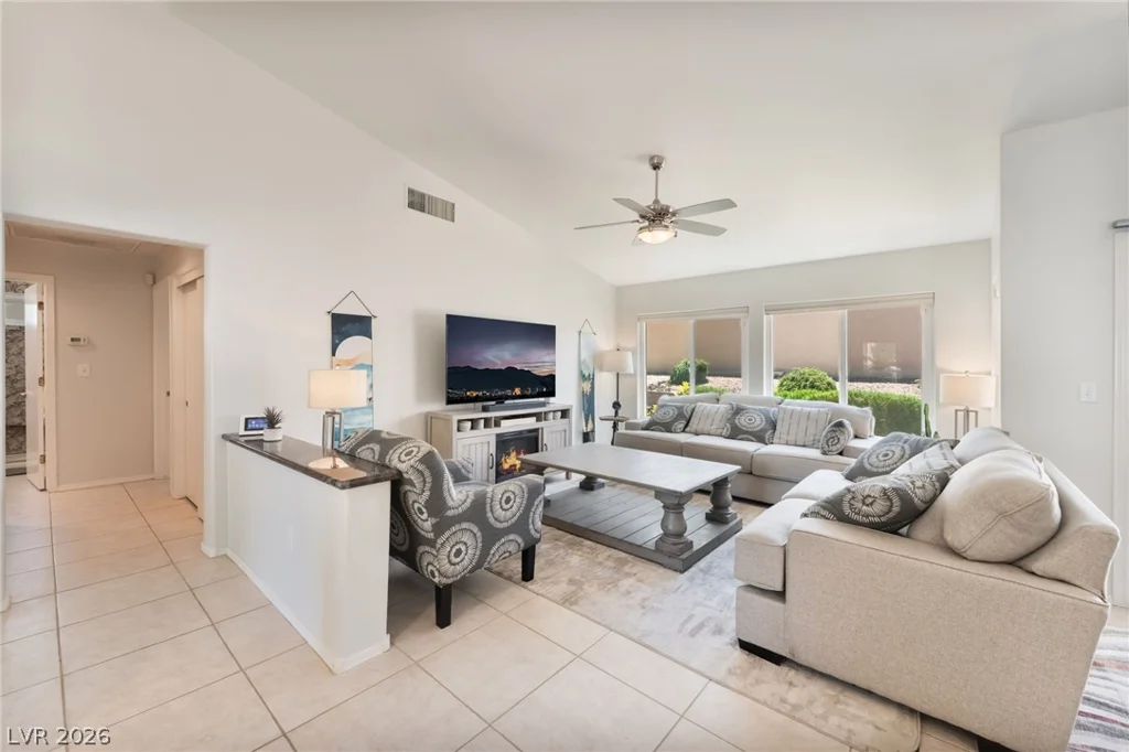 2709 Copper Mesa, Las Vegas, NV 89134