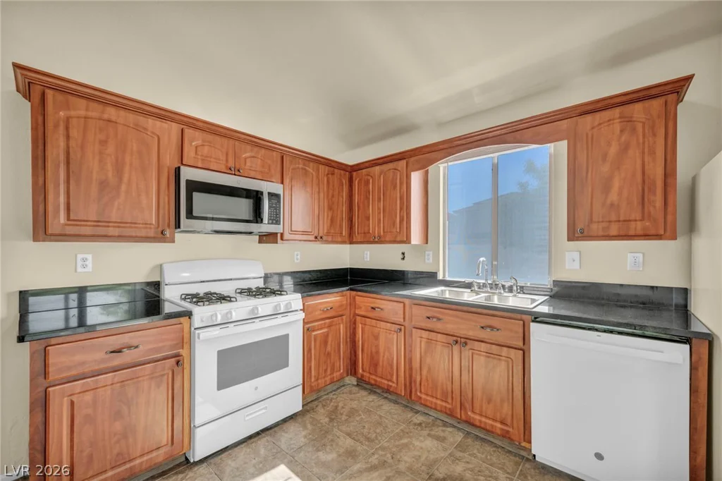 8201 Cactus Root, Las Vegas, NV 89129