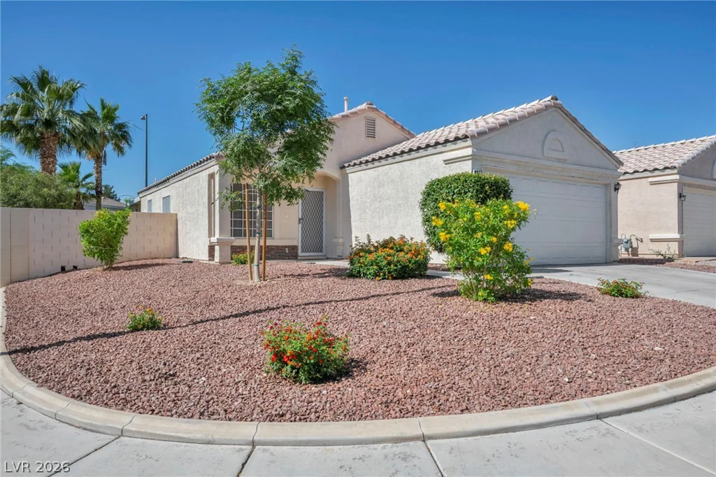 8201 Cactus Root, Las Vegas, NV 89129