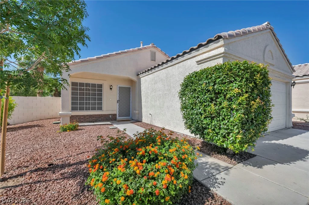8201 Cactus Root, Las Vegas, NV 89129