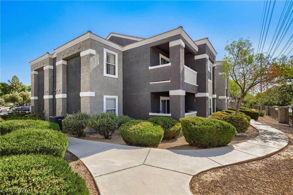 9620 Russell, Las Vegas, NV 89148