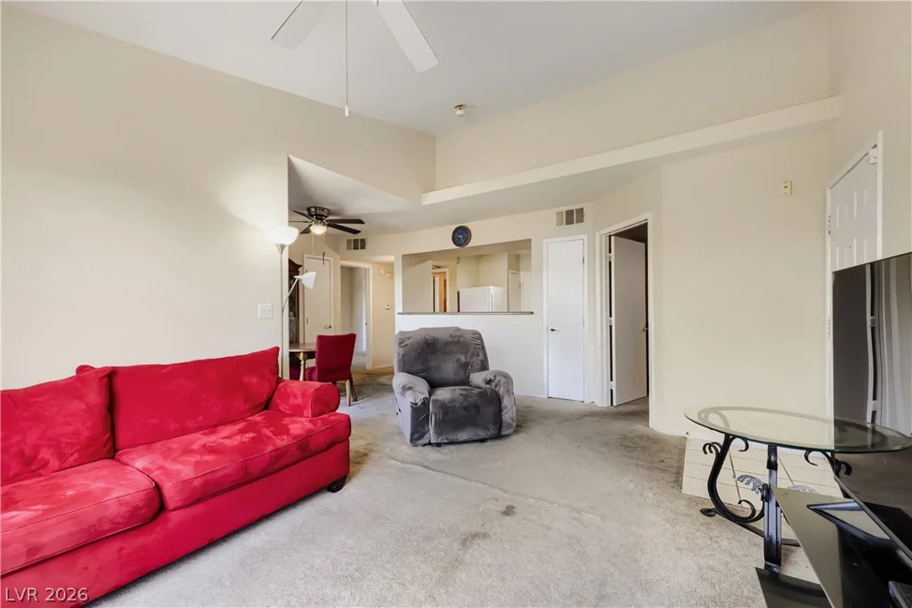 9620 Russell, Las Vegas, NV 89148