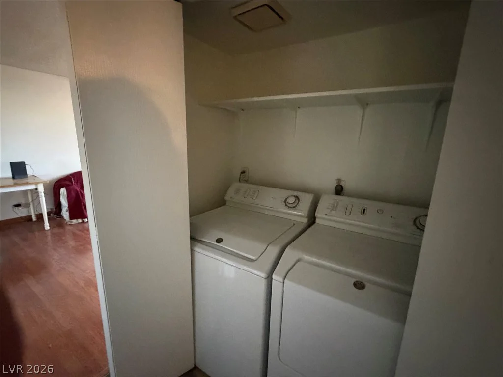 2080 Karen, Las Vegas, NV 89169