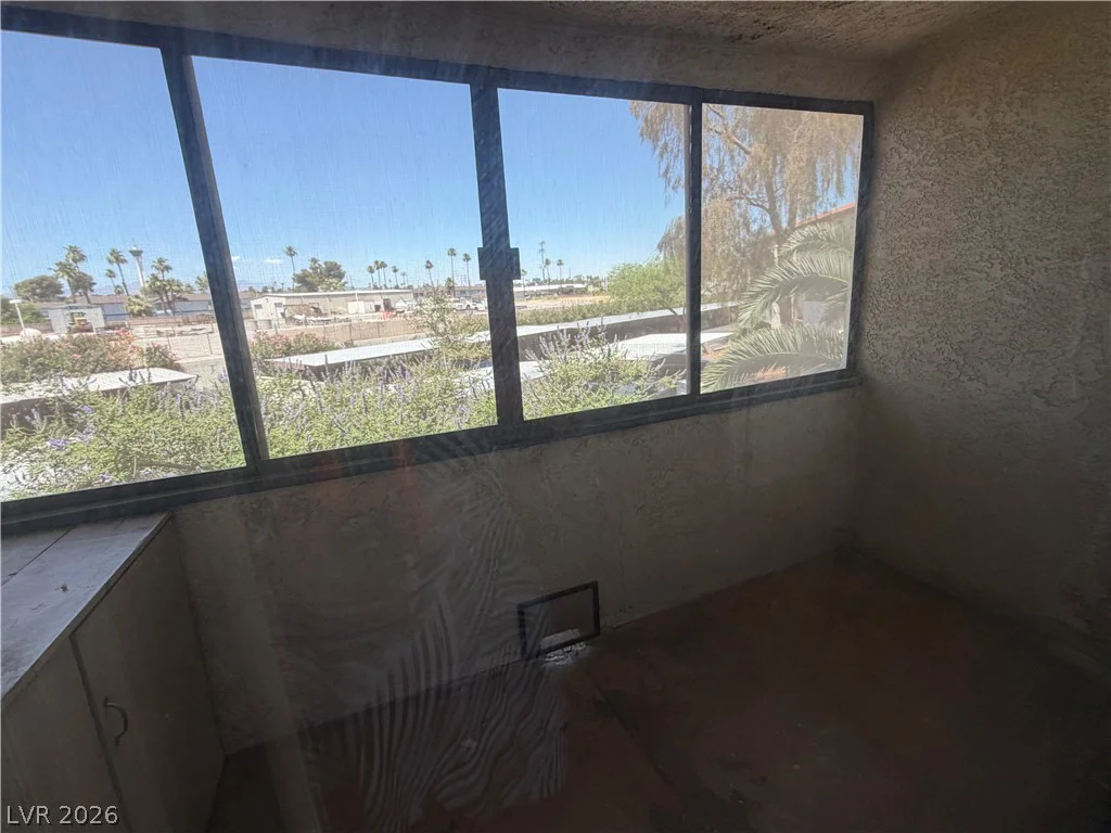 2080 Karen, Las Vegas, NV 89169