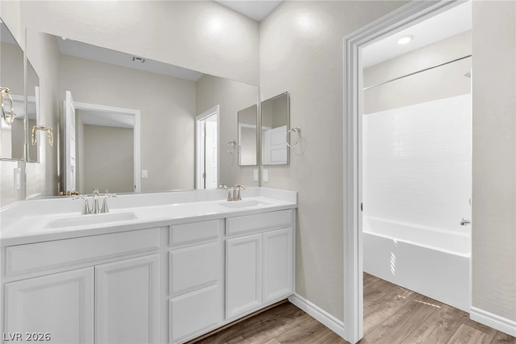 4018 W Le Baron Ave, Las Vegas, NV 89141