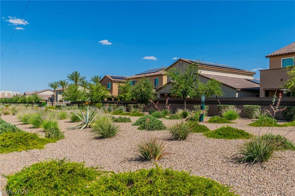 4018 W Le Baron Ave, Las Vegas, NV 89141