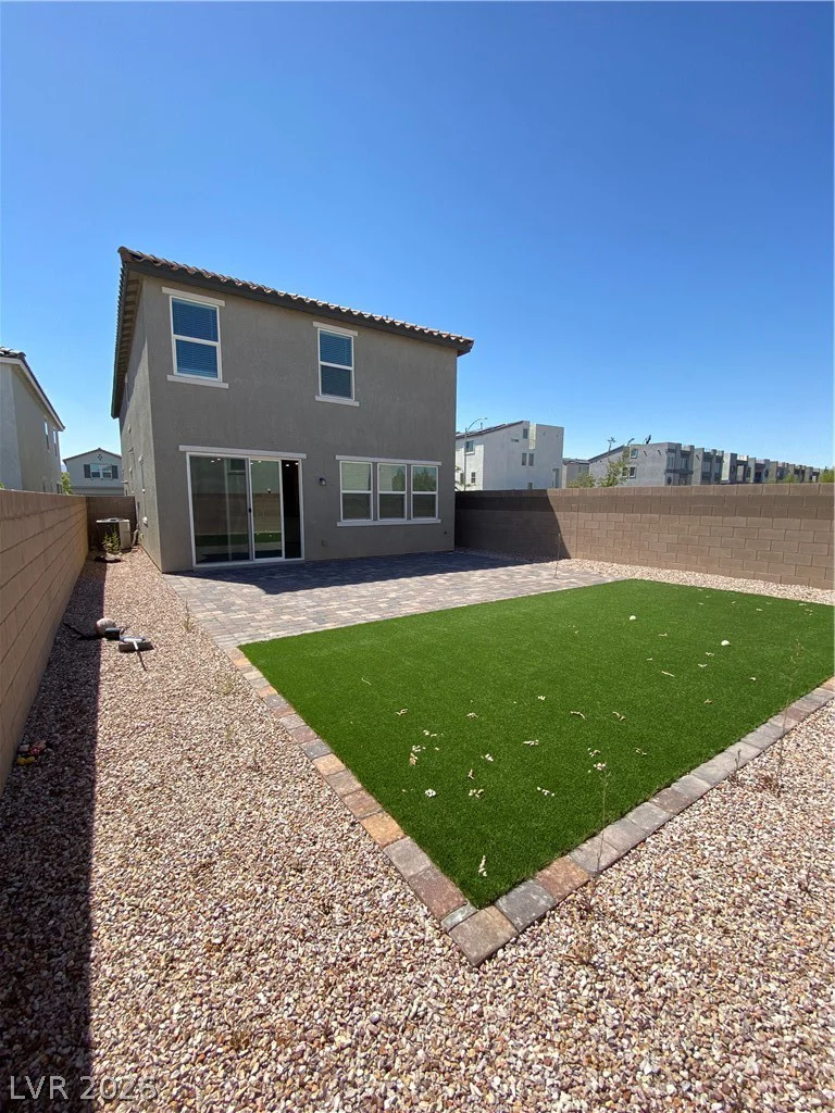 8216 Lantana Springs, Las Vegas, NV 89113