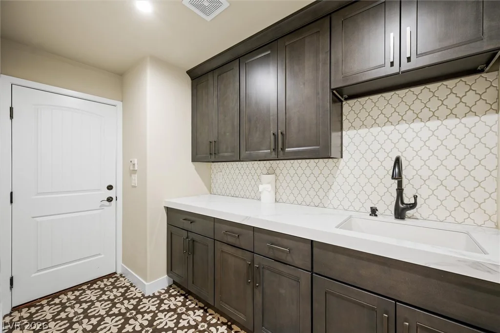 1517 Ravanusa, Henderson, NV 89052