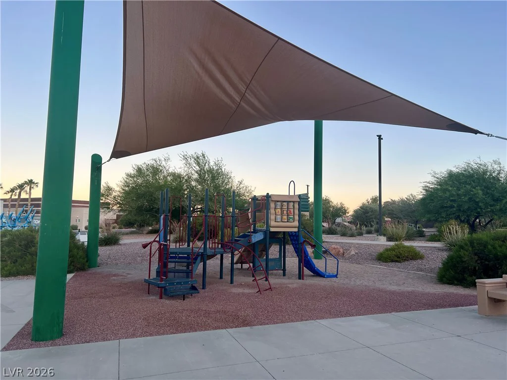 3709 Dorrington, Las Vegas, NV 89129