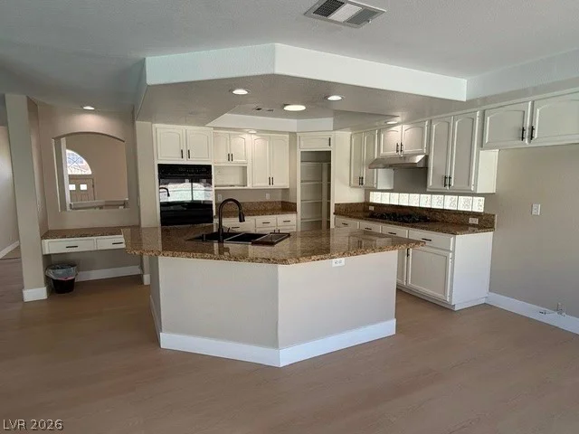 3709 Dorrington, Las Vegas, NV 89129