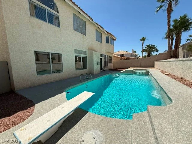 3709 Dorrington, Las Vegas, NV 89129
