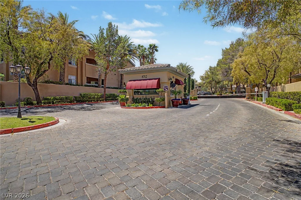 1713 Sky Of Red, Las Vegas, NV 89128