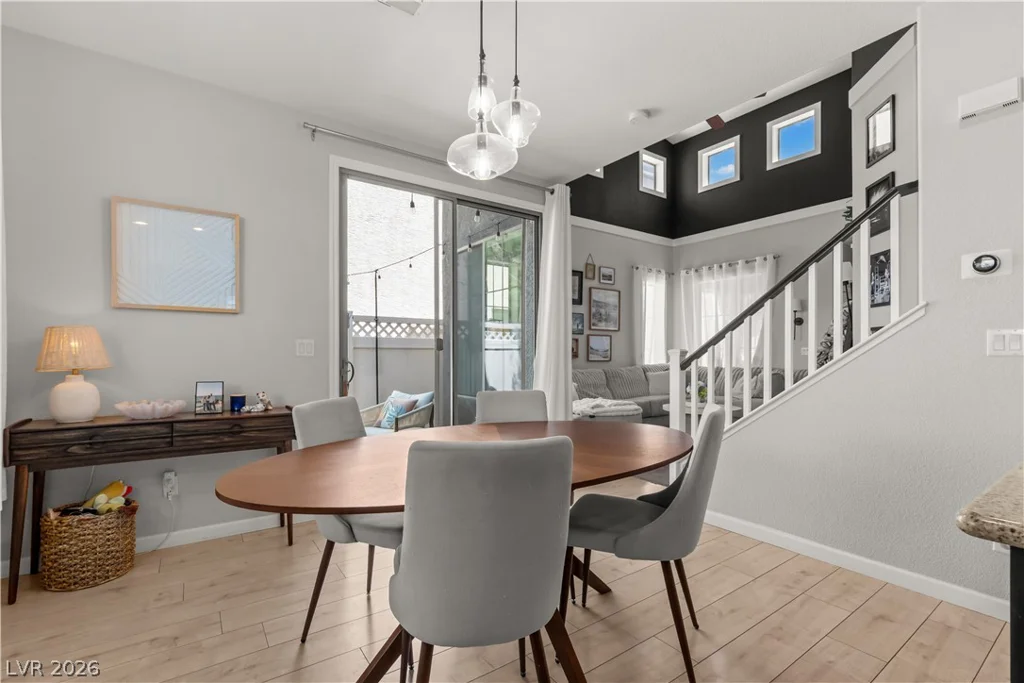 7648 Belhurst, Las Vegas, NV 89113