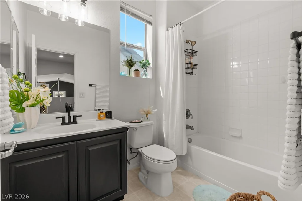 7648 Belhurst, Las Vegas, NV 89113