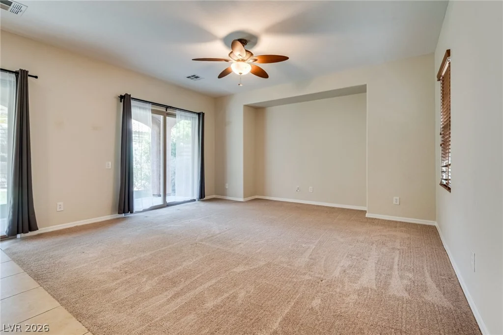 11824 Orense, Las Vegas, NV 89138