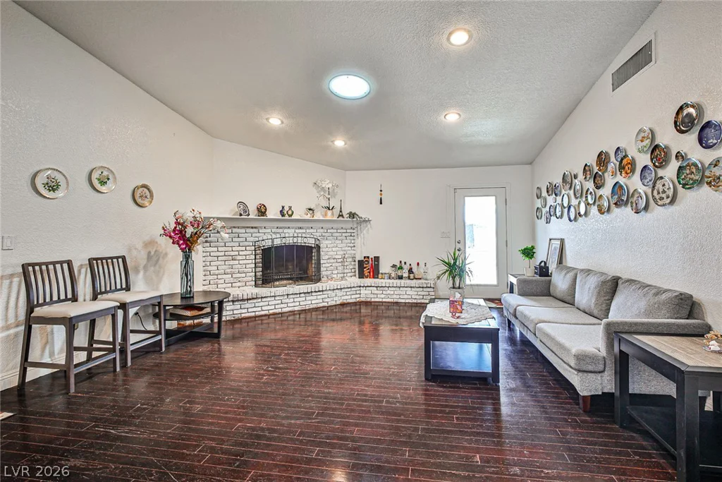 6070 Mann, Las Vegas, NV 89118