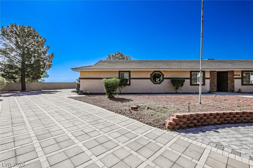 6070 Mann, Las Vegas, NV 89118