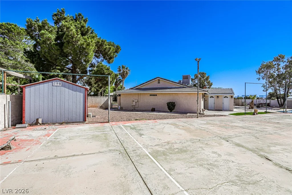 6070 Mann, Las Vegas, NV 89118