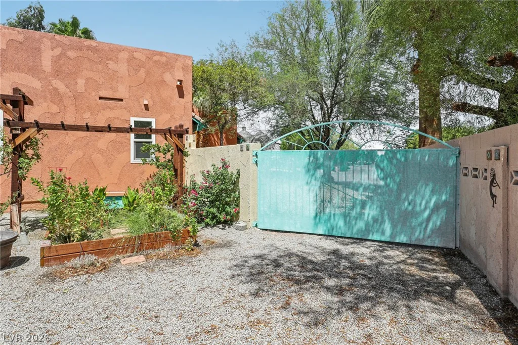 5875 Post, Las Vegas, NV 89118