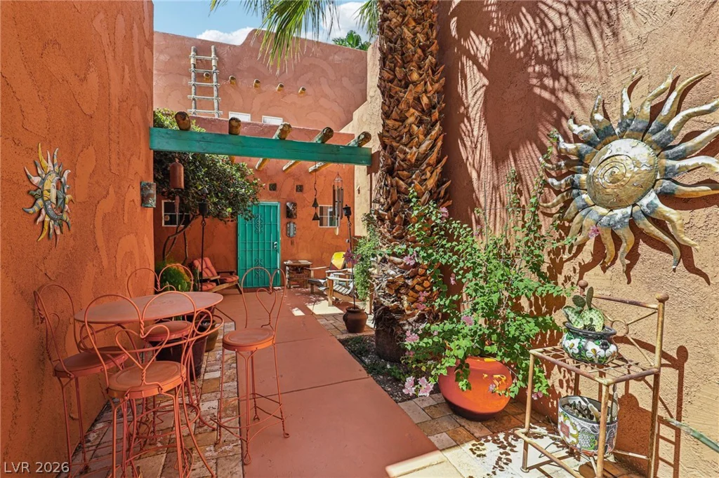 5875 Post, Las Vegas, NV 89118