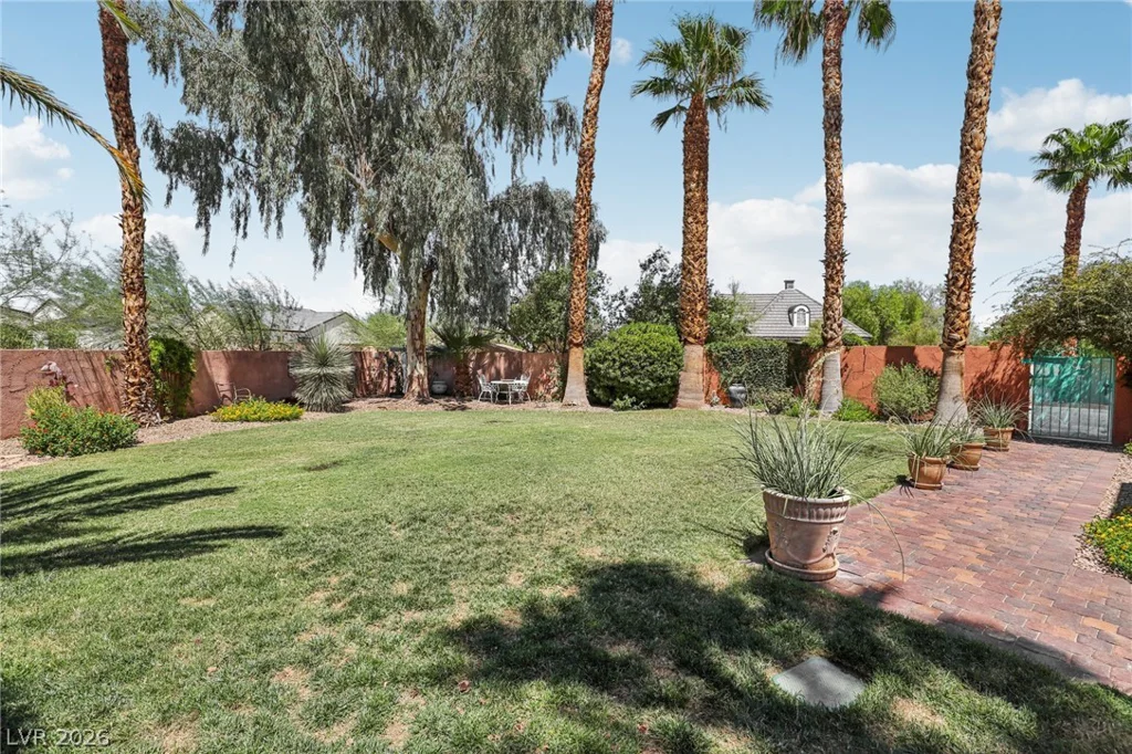 5875 Post, Las Vegas, NV 89118