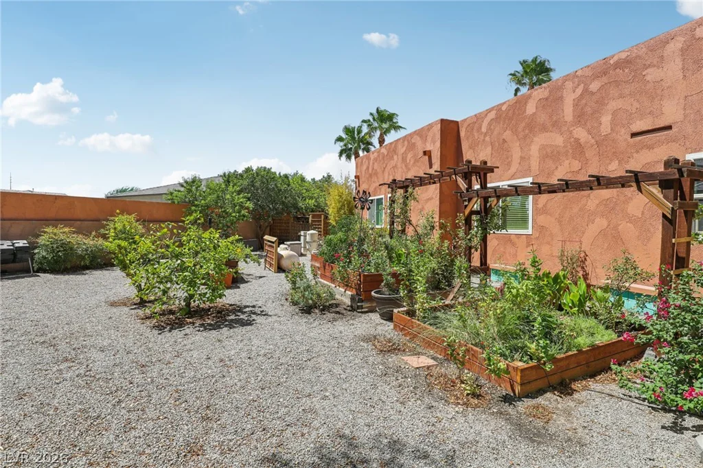 5875 Post, Las Vegas, NV 89118