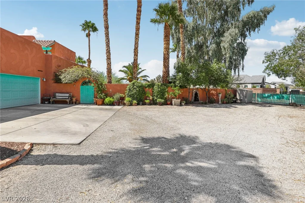 5875 Post, Las Vegas, NV 89118