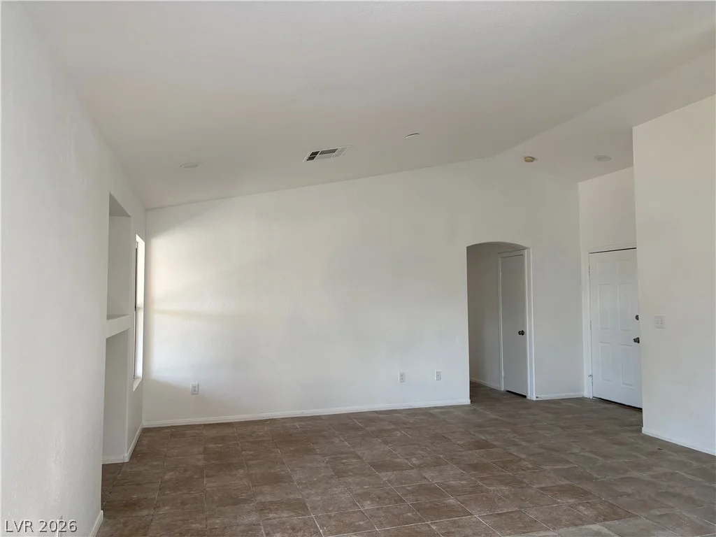 1110 Sport Of Kings, Henderson, NV 89015