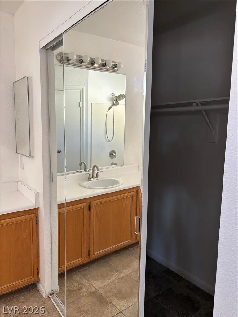 1110 Sport Of Kings, Henderson, NV 89015