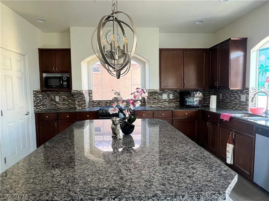 5865 Azzura Palms, Las Vegas, NV 89139