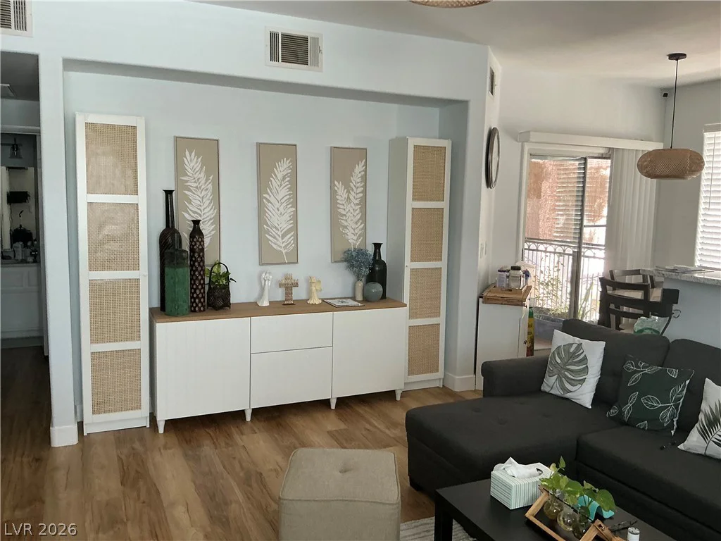 9050 Warm Springs, Las Vegas, NV 89148