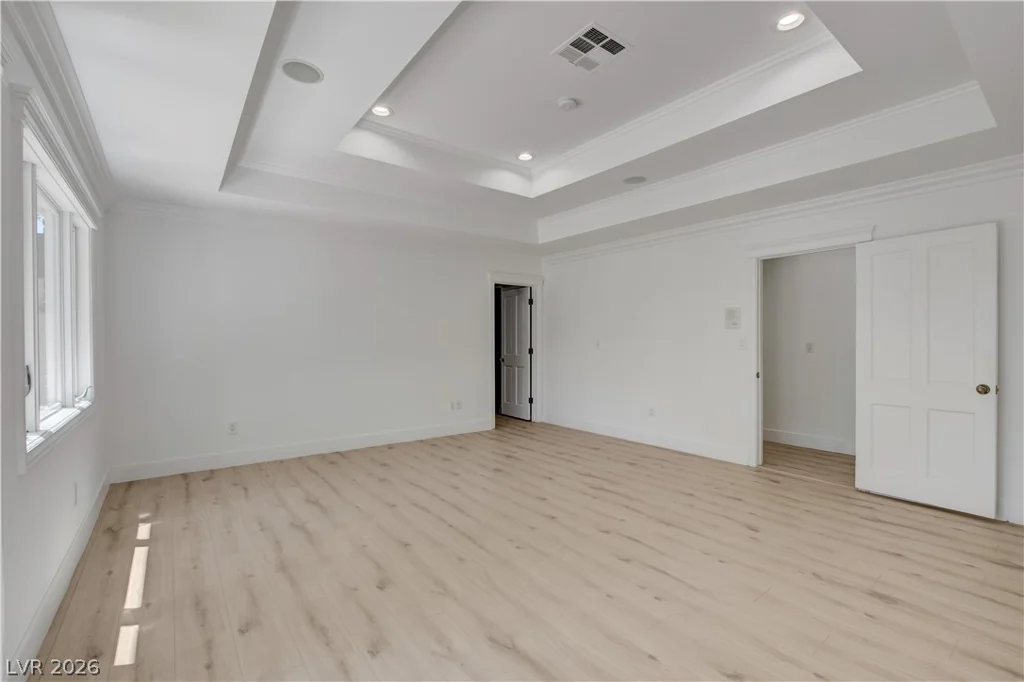 2001 Silver, Las Vegas, NV 89102