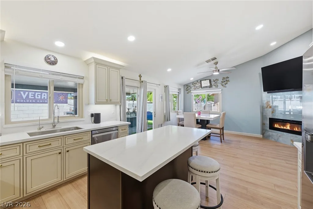 223 Lilac Bud, Henderson, NV 89074