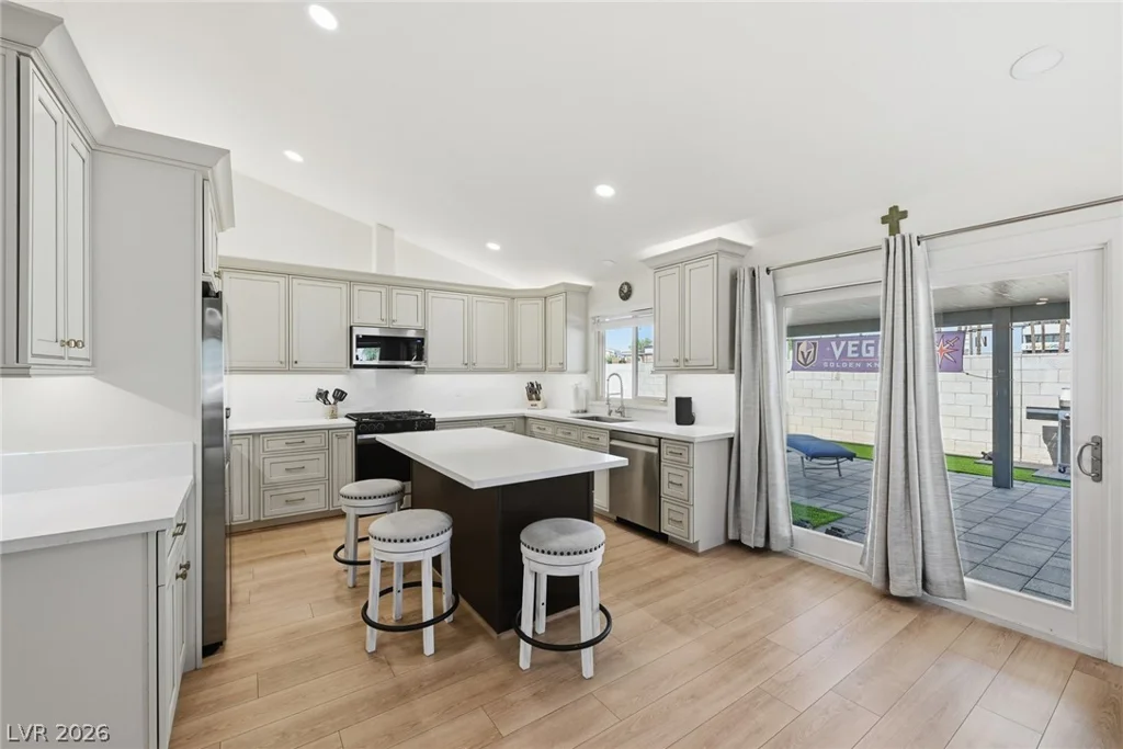 223 Lilac Bud, Henderson, NV 89074