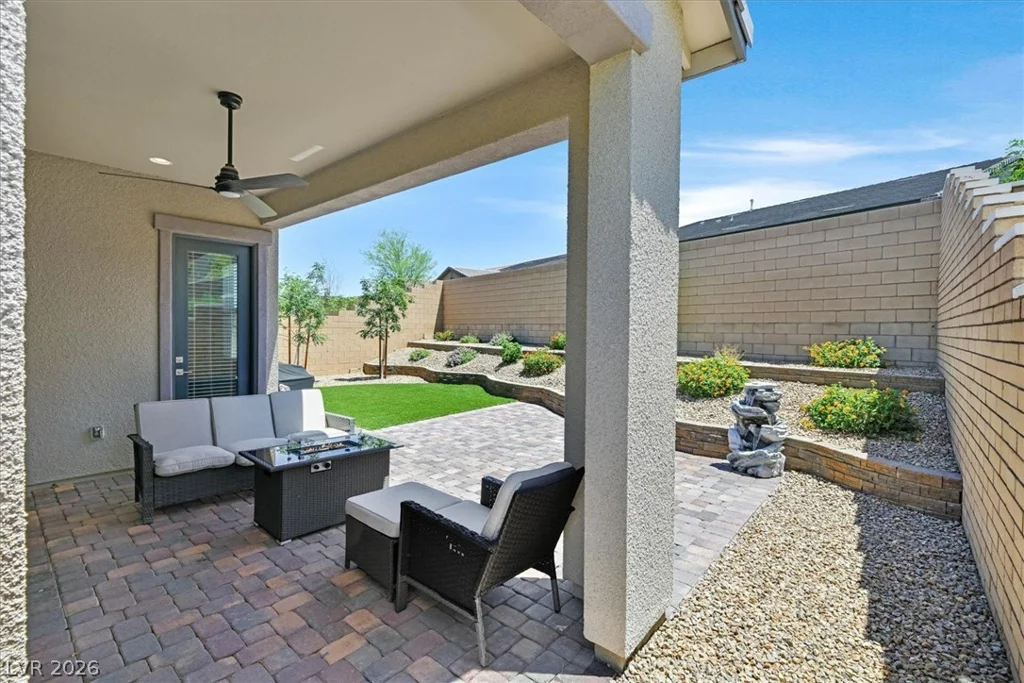 548 Comodo, Henderson, NV 89011