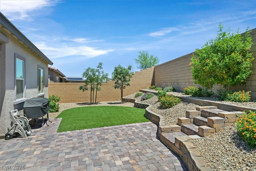 548 Comodo, Henderson, NV 89011