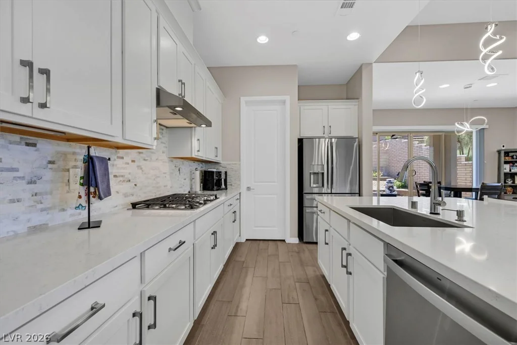 548 Comodo, Henderson, NV 89011