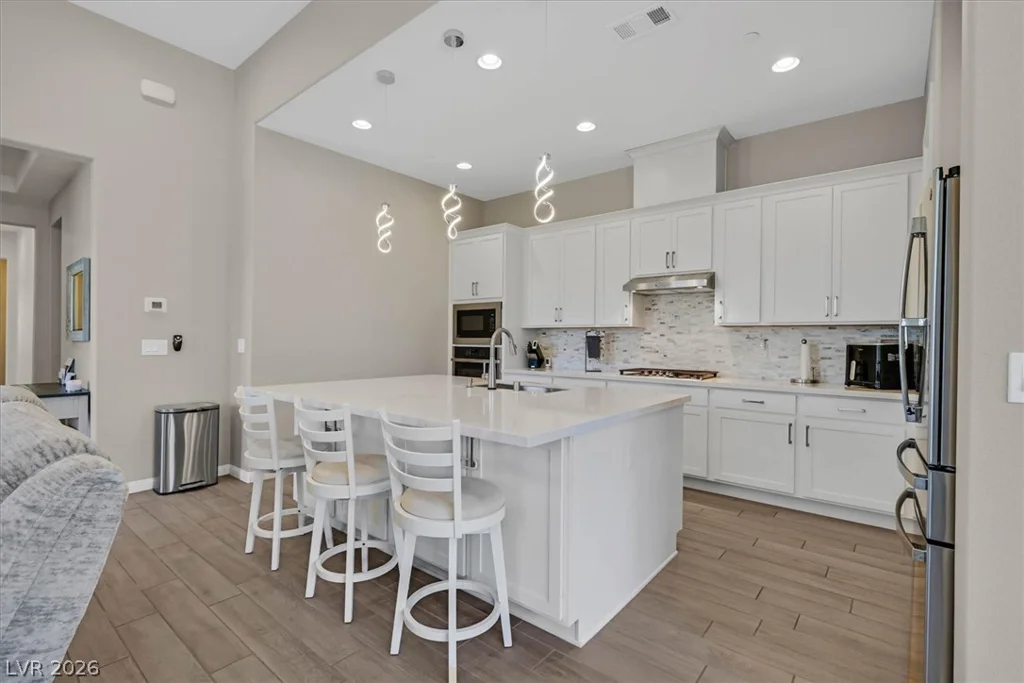 548 Comodo, Henderson, NV 89011