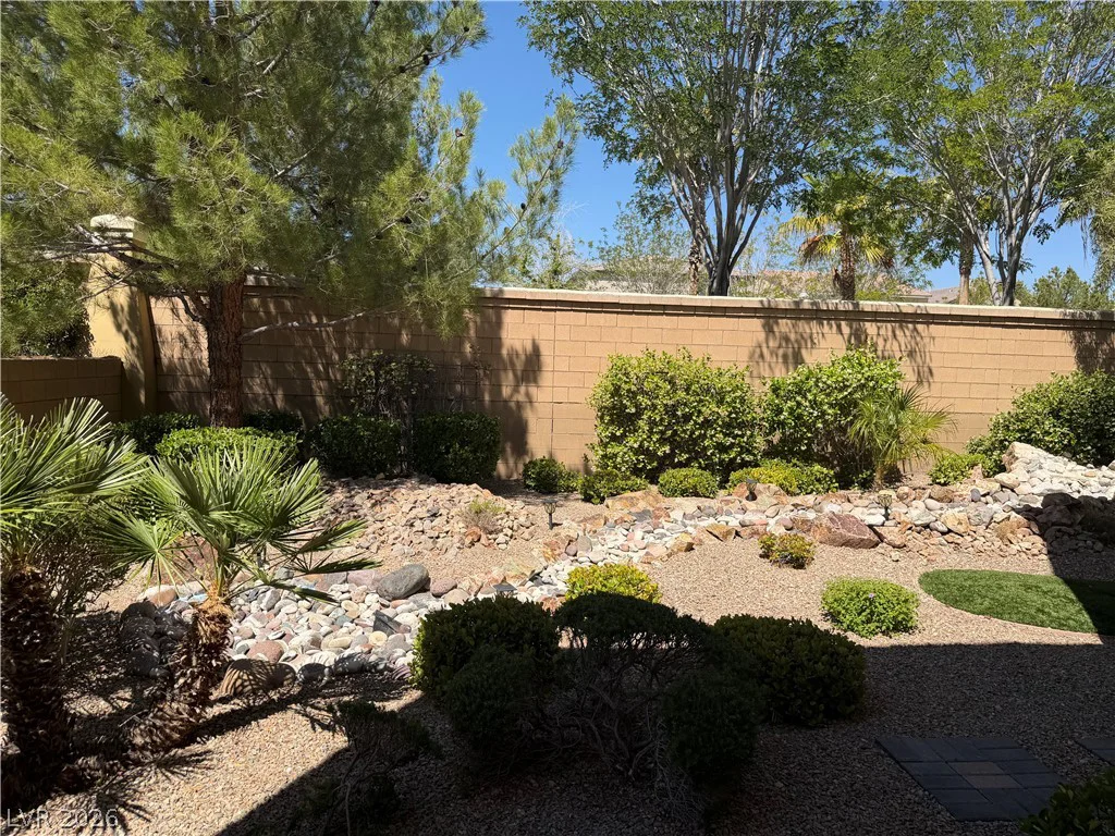 817 Orchard Course, Las Vegas, NV 89148