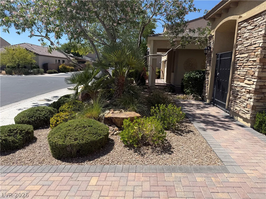 817 Orchard Course, Las Vegas, NV 89148