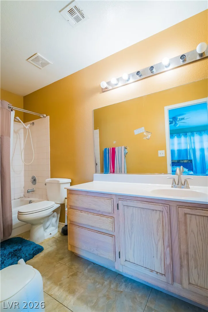2124 Willowbury, Las Vegas, NV 89108