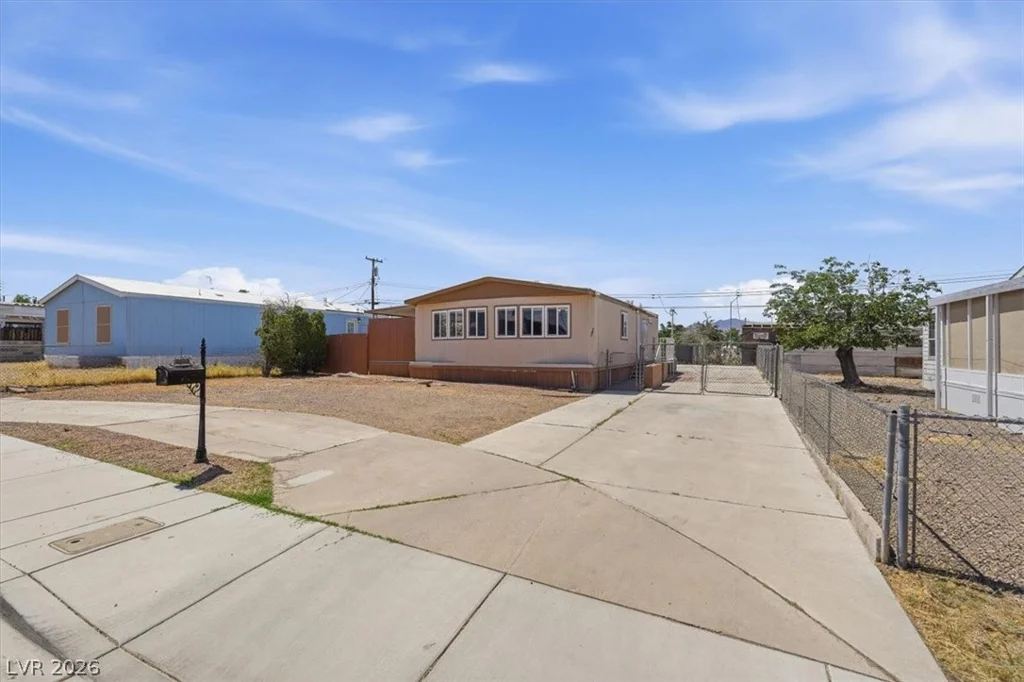 283 Aztec, Henderson, NV 89015