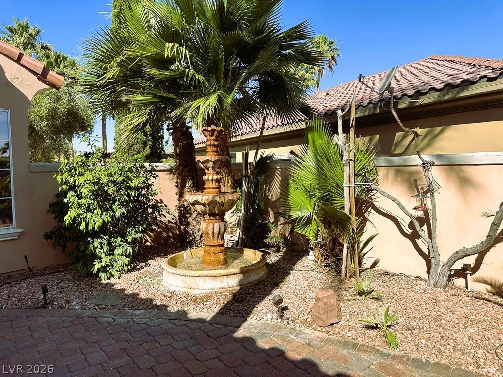27 Via Paradiso, Henderson, NV 89011