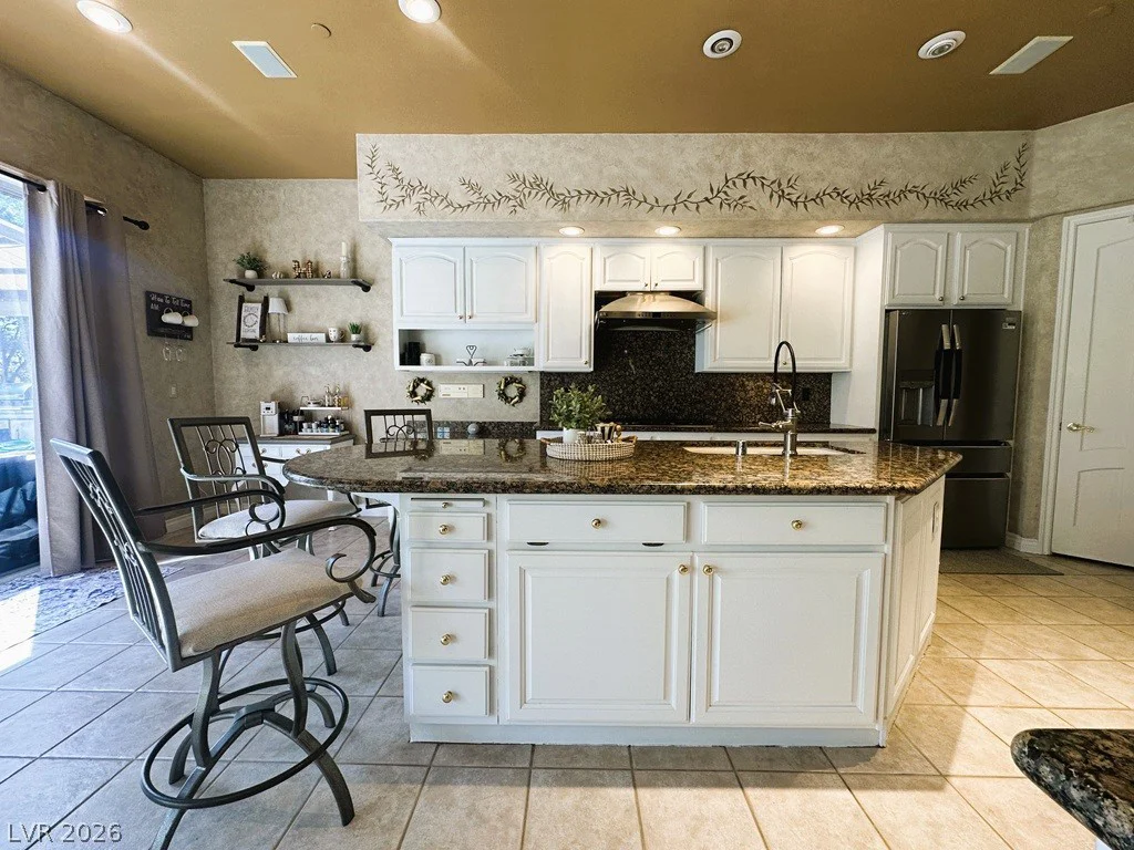 27 Via Paradiso, Henderson, NV 89011