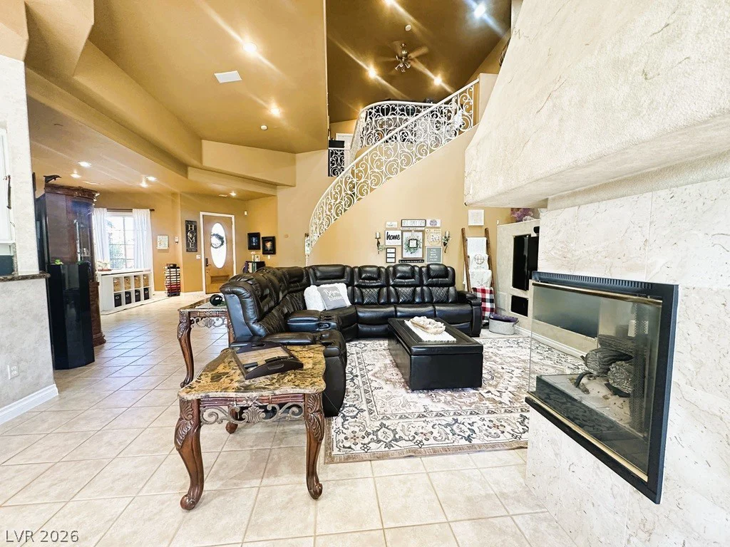 27 Via Paradiso, Henderson, NV 89011