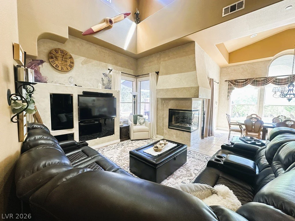 27 Via Paradiso, Henderson, NV 89011