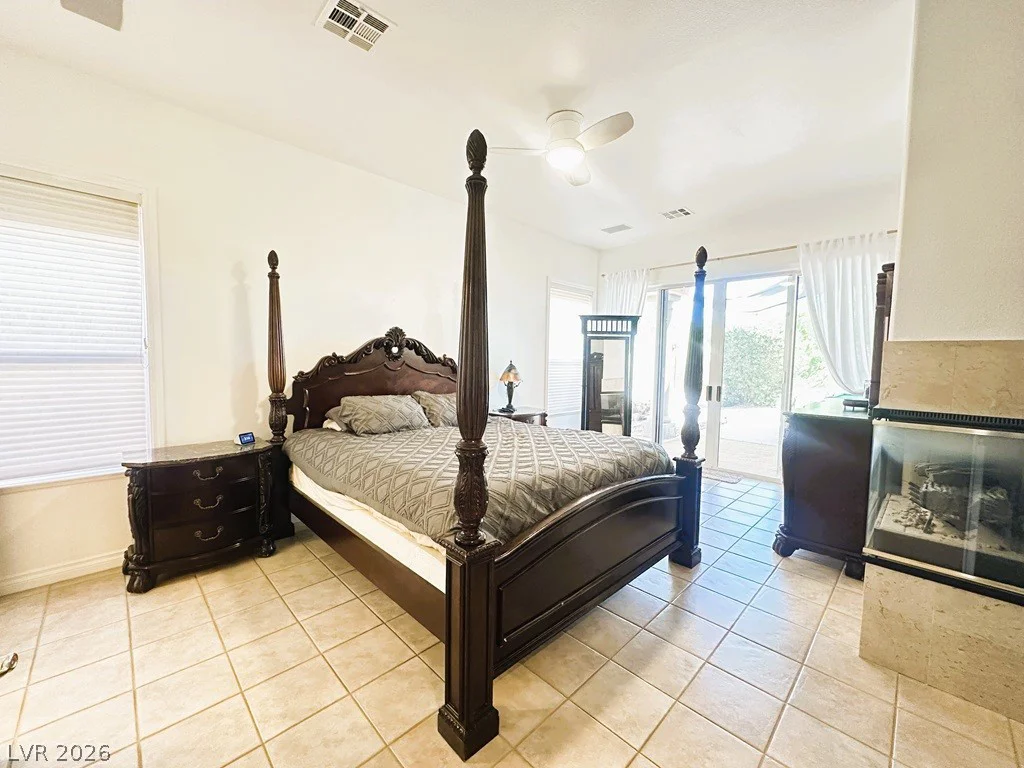 27 Via Paradiso, Henderson, NV 89011