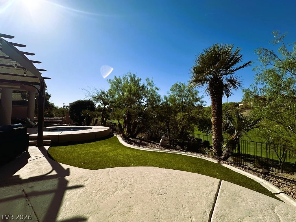 27 Via Paradiso, Henderson, NV 89011